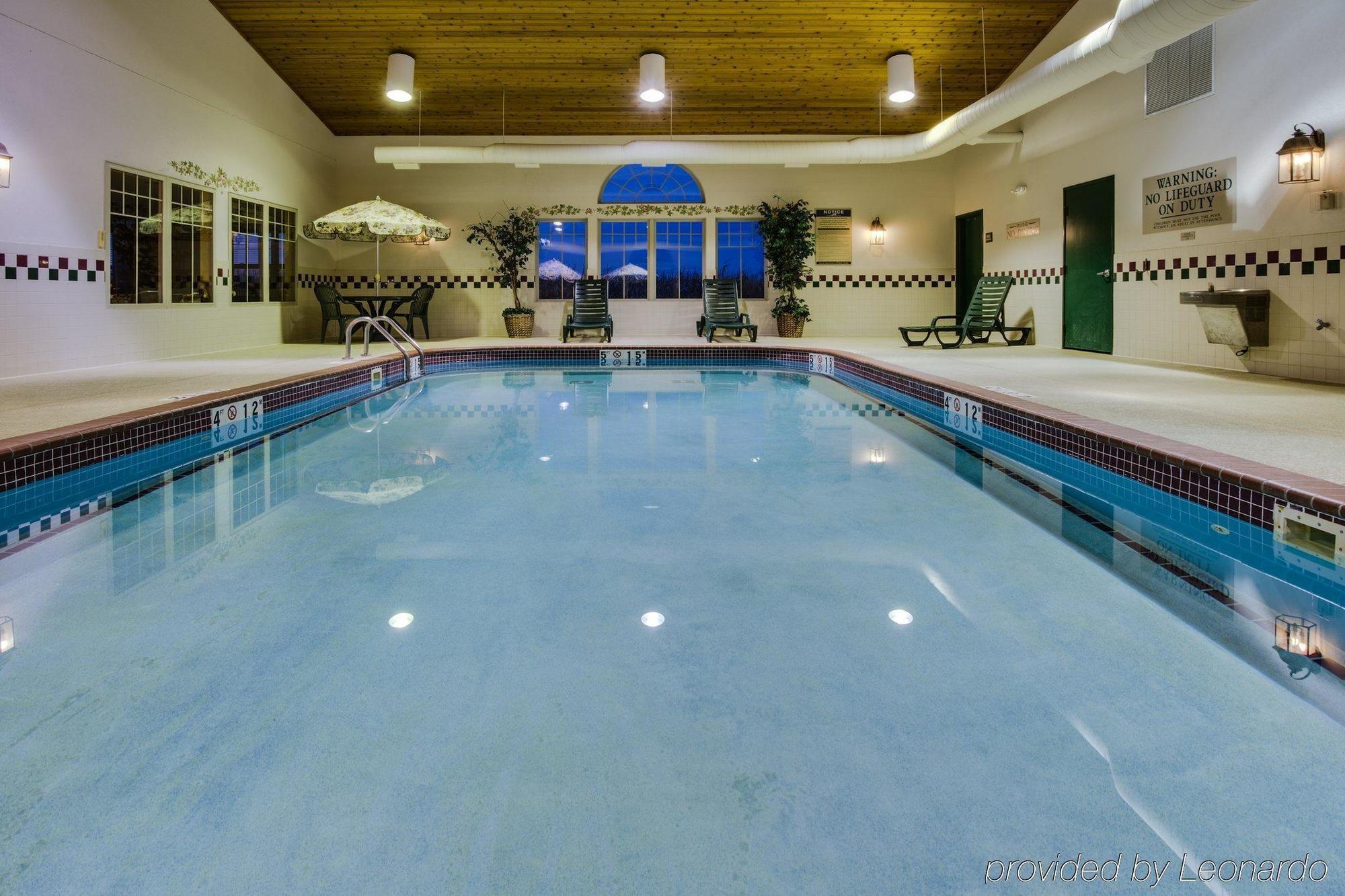 Country Inn & Suites By Radisson, Stockton, Il Dış mekan fotoğraf